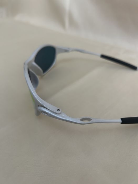Oculos julites br