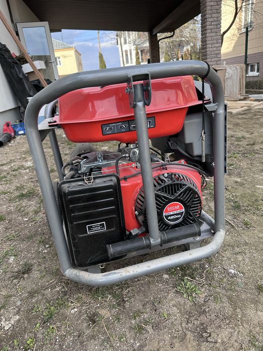 Генератор бензиновий Ducar DG7750E