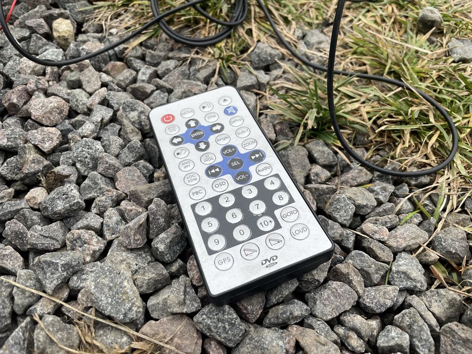 Магнитола BMW e46 сост. новой БМВ AUX CD GPS USB