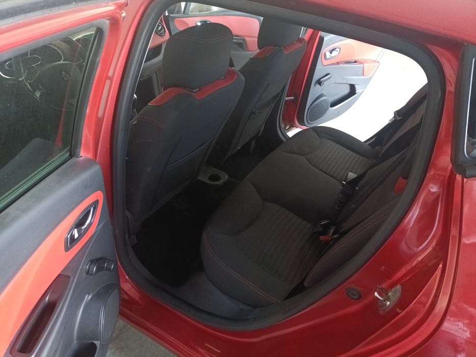 RENAULT CLIO 1.5 DCI  2012  1.5DCI