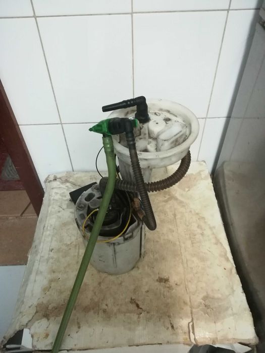 Boia combustivel c/bomba A4