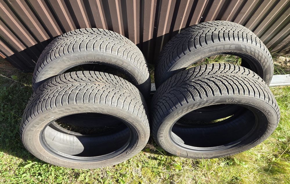 Opony zimowe Nokian 215/55r17