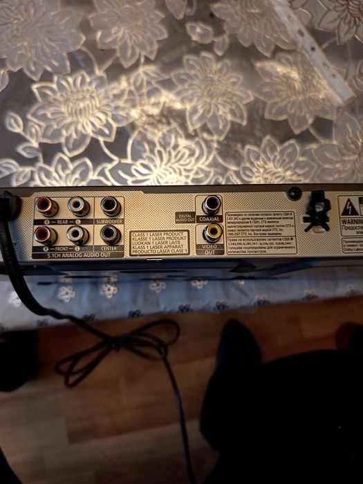 Продаю DVD/CD - караоке SAMSUNG.