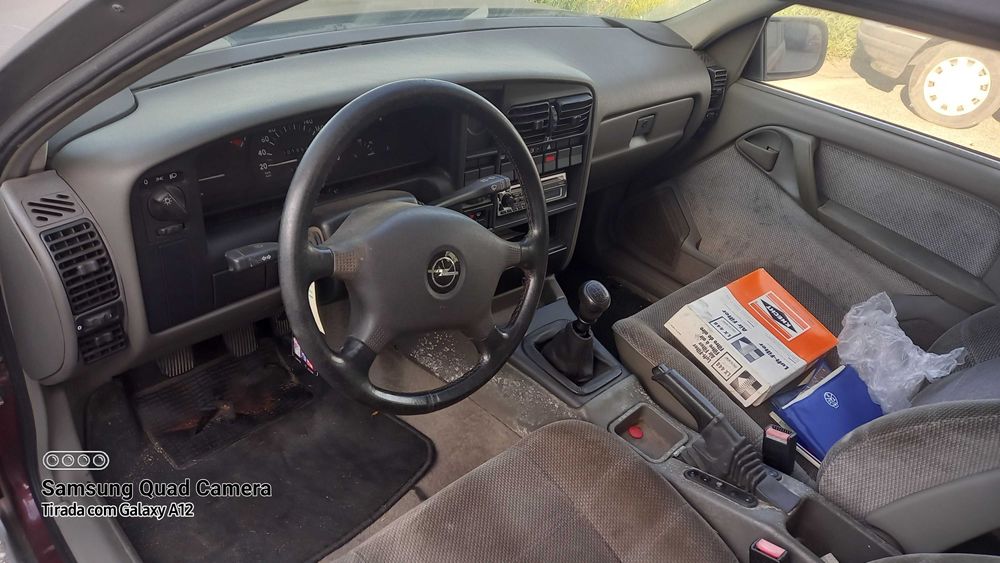 Opel Omega 2.0 Só Para Peças