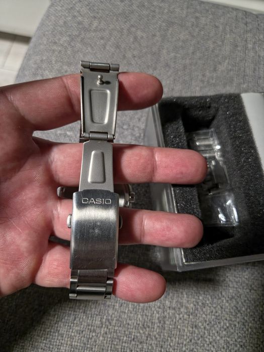 Zegarek Casio Bransoleta