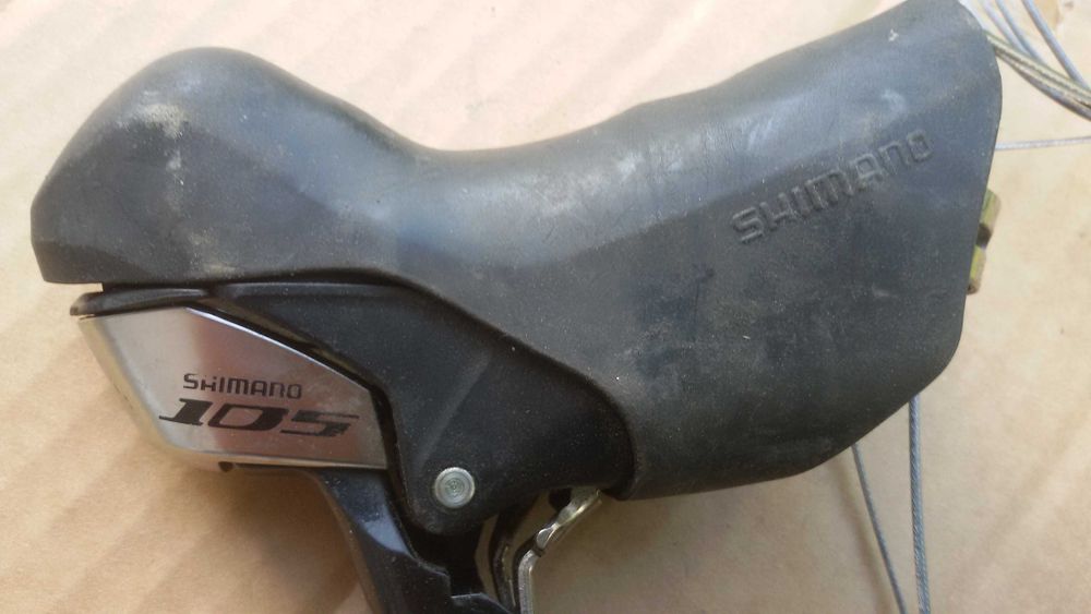 Klamkomanetka  SHIMANO 105 ST-5703