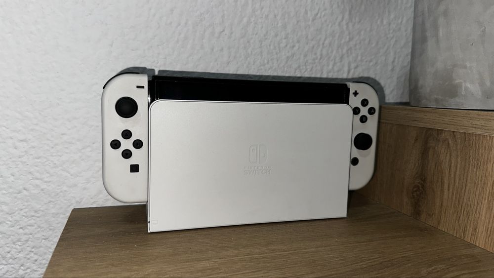 Nintedo switch OLED