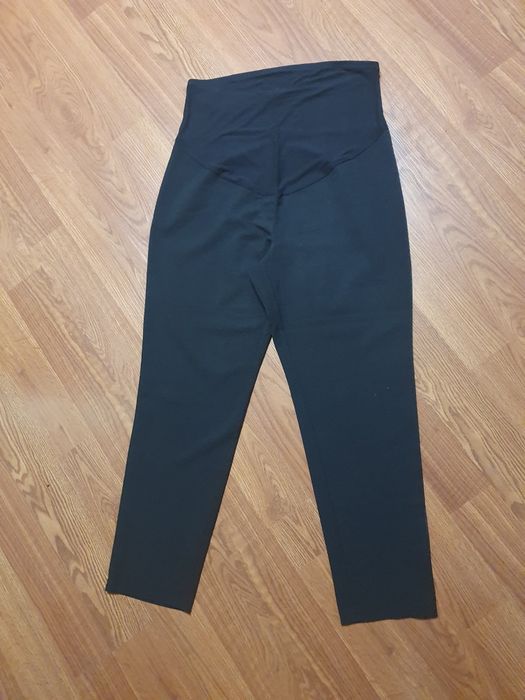 Нові штани бріджі H&M (EUR M) для вагітних
