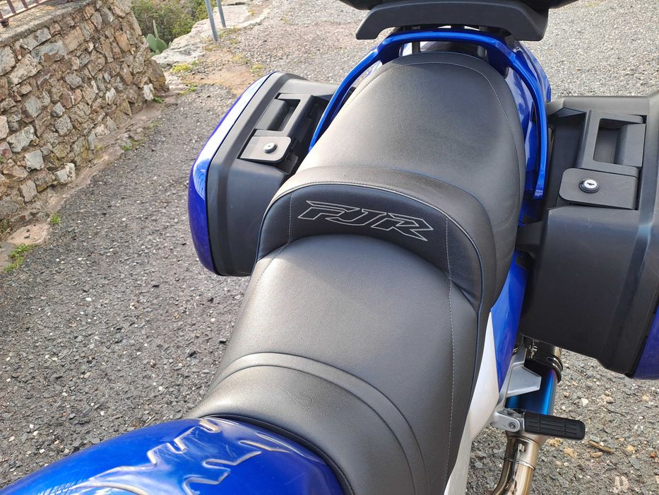 Yamaha FJR1300 poucos kms