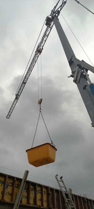 Kastra budowlana pojemnik plasikowy zaprawę beton gruz 200L dźwigowy