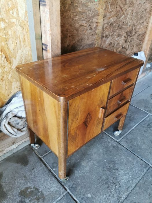 Szawka komoda na kółkach