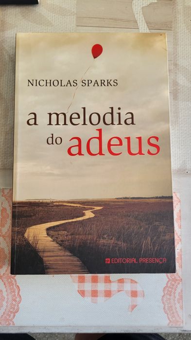 Livros Nicholas Sparks "Diário da Nossa Paixão" e "Melodia do adeus"
