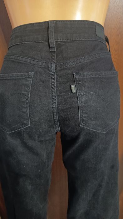 Lewisy damskie czarne uciągliwe 28/34