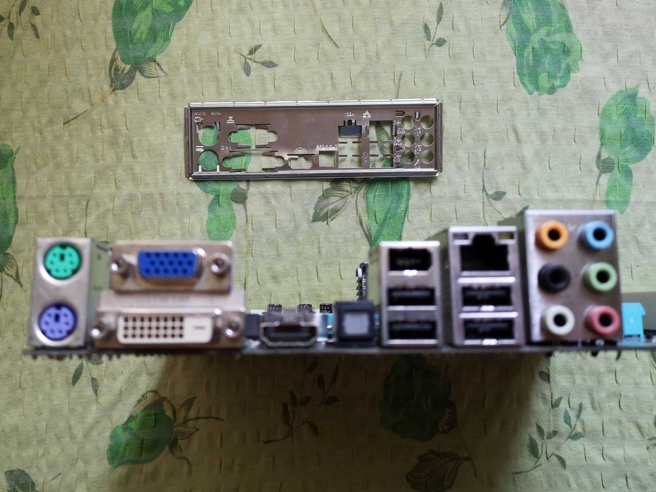 Материнська плата  Socket 775  Gigabyte GA-EG41MFT-US2H