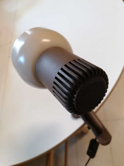 Candeeiro de secretaria portátil com mola, como novo.