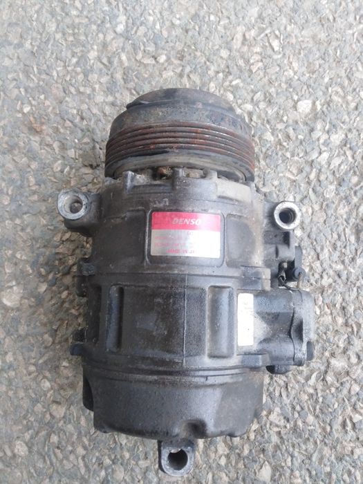 Компрессор кондиціонера на бмв 7 е38