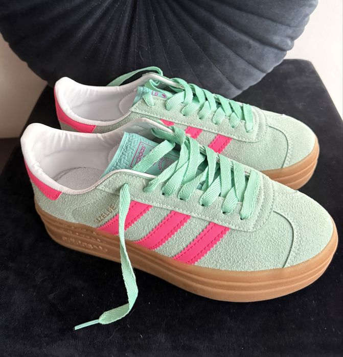 Śliczne miętowe sneakersy Adidas Gazelle