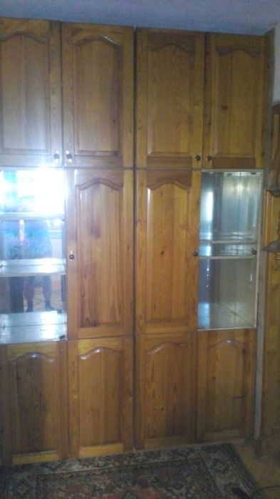 В связи продажи кв. Распродаю мебель