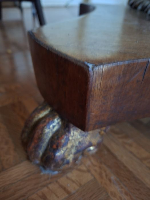 Mesa estilo Império