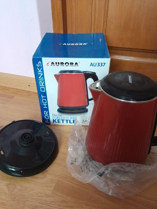 Електрочайник Aurora AU337