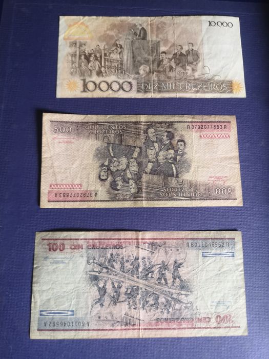 3 notas de cruzeiros (10 000, 500, 1000. Notas antigas do Brasil.