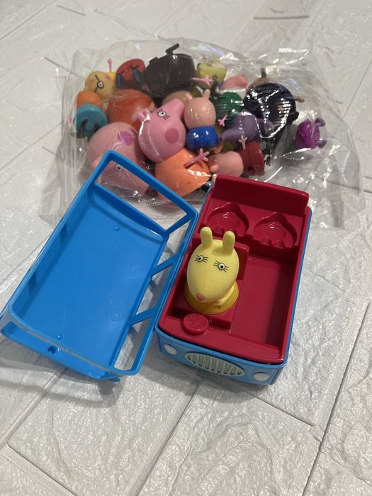 Пеппа Автобус фігурки пеппа