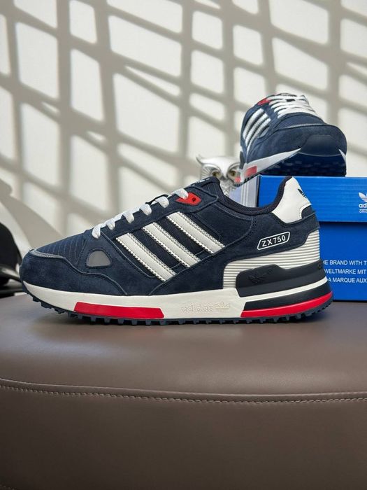 adidas zx 750 - купити чоловіче взуття - Ціна на OLX.ua
