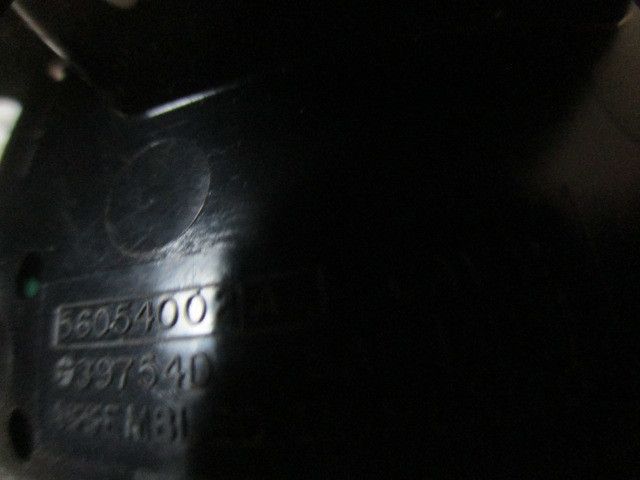 Comando / botão / interruptor vidros frente esquerdo JEEP Cherokee (KJ