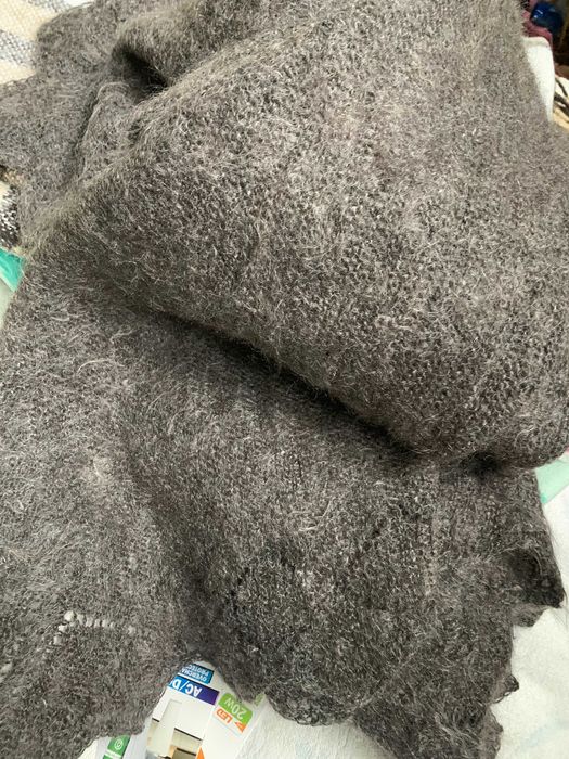 Большой оренбургский платок 115х130см. вес 500 гр