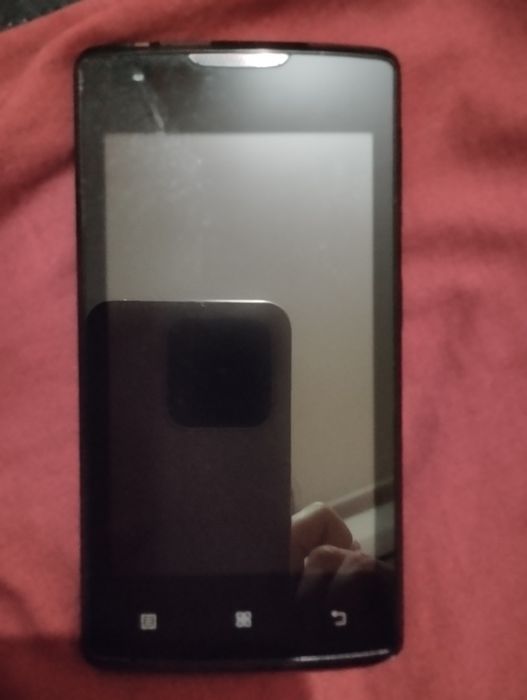 Lenovo A1000 смартфон