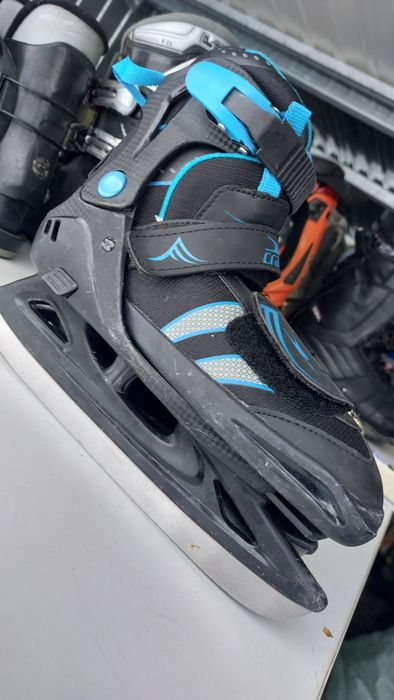 Łyżwy regulowane  33 do 37 rozmiar