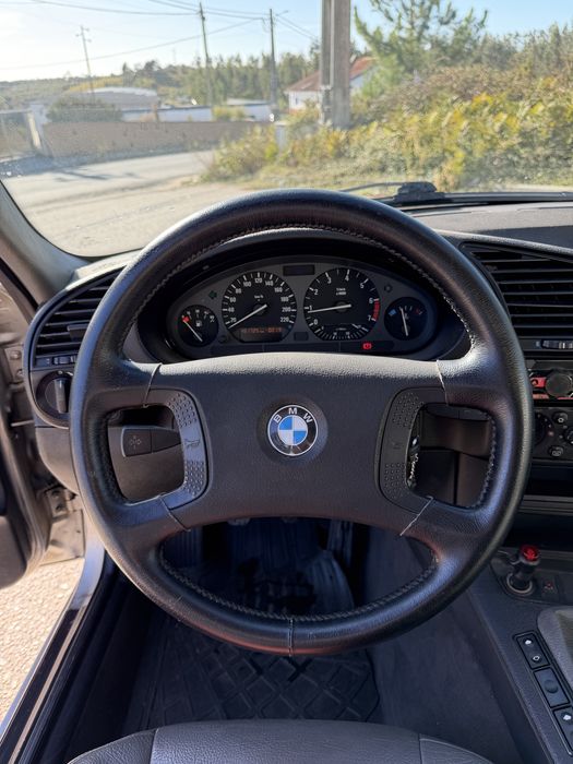 BMW E36 316i Sedan