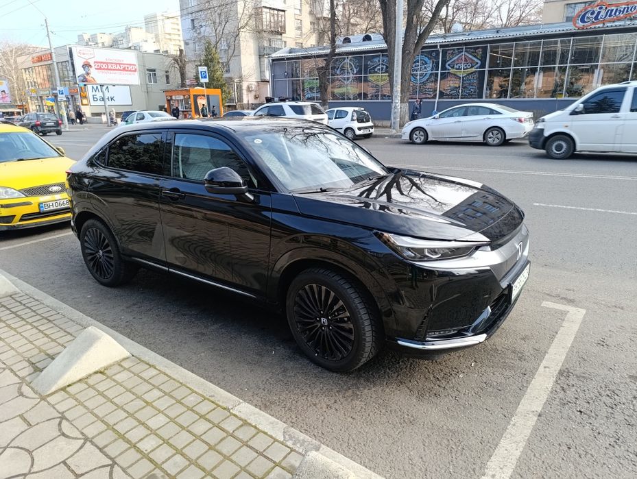 Продам электро автомобиль Honda