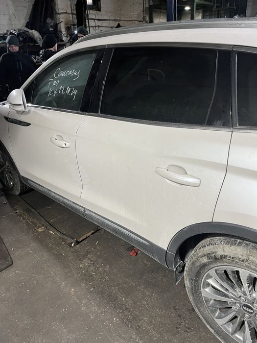 Lincoln Nautilus двері ліві праві передні задні дверь левая правая