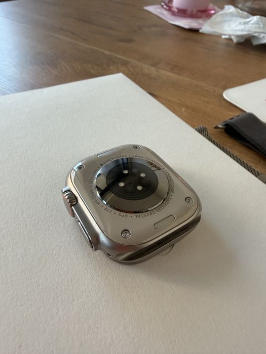 Apple Watch Ultra / Titanium Case / 49MM