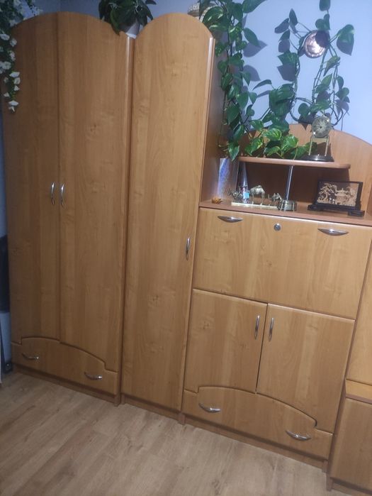 Zestaw mebli do pokoju