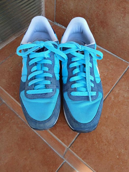 Buty sportowe nike Wmns genicco