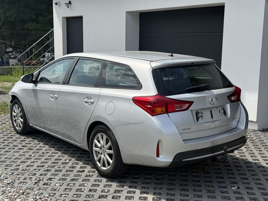 Toyota Auris Touring / Opłacona Akcyza !