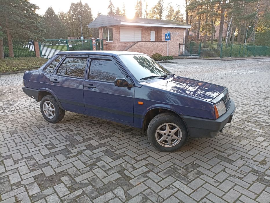 Продам ВАЗ 21099