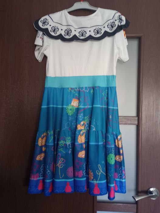 Strój Encanto rozmiar 134 140