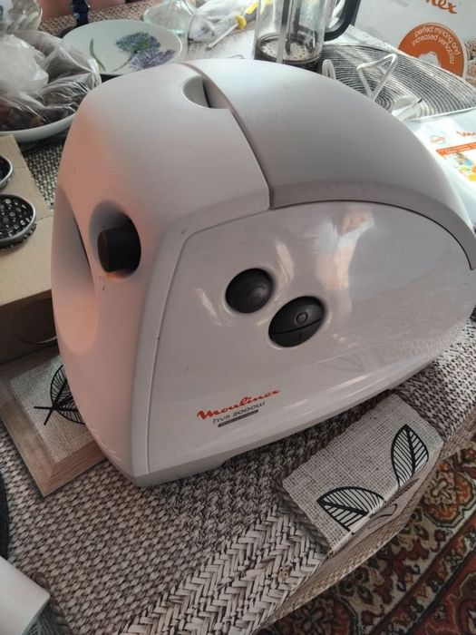 м'ясорубку moulinex hv8 2000w