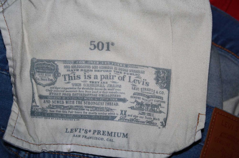 Spodnie Jeans Levis szerokoie w pasie 115cm