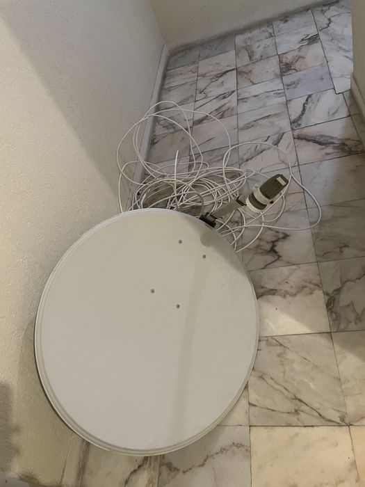 Parabolica desmontada - 85cm