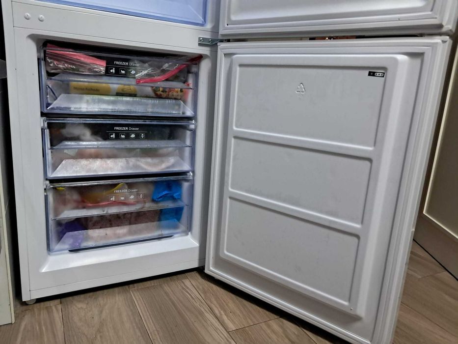 Frigorífico Combinado Electronia MATTI