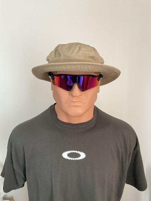 Oakley сонцезахисні окуляри