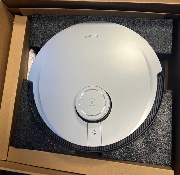 Роботизований пилосос ECOVACS DEEBOT X1 OMNI