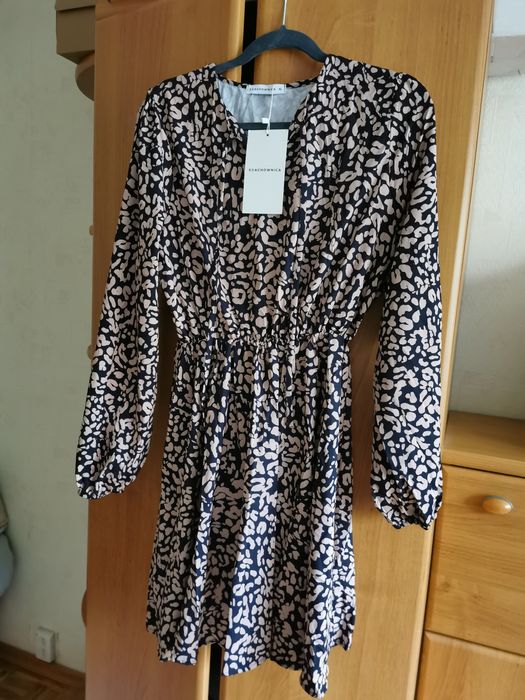 Sukienka rozkloszowana rozmiar 42/XL