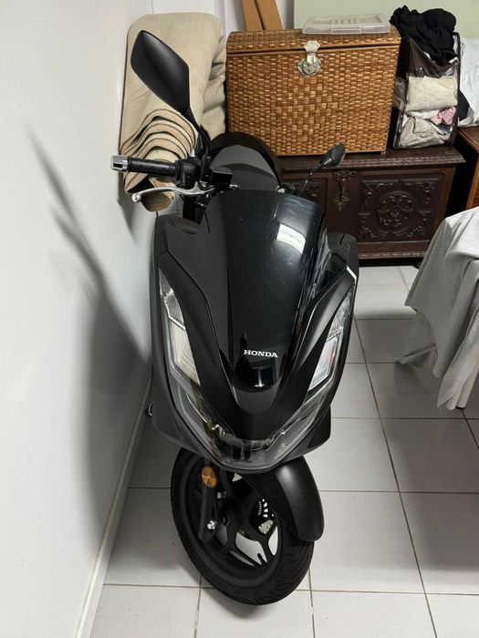 Mota PCX 125  (650kms como nova)