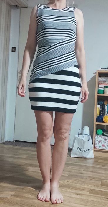 Sukienka S Mango mini