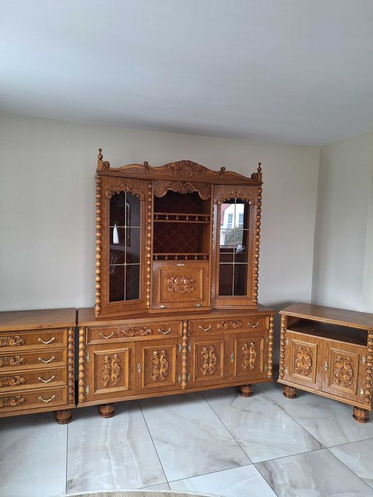 Zestaw mebli stylowych